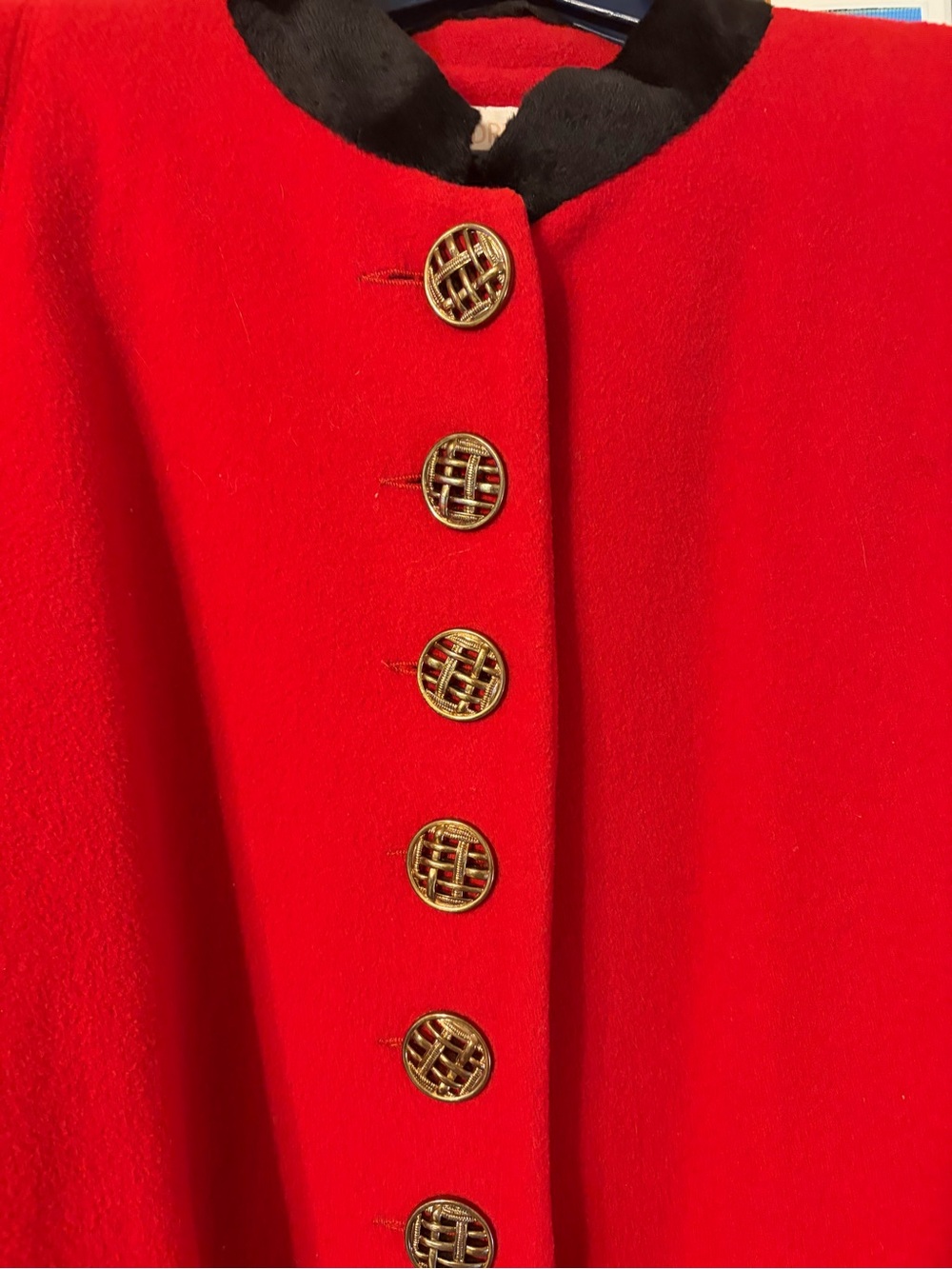 ANDREA II Red Coat with Black Trim & Gold Buttons Vintage 1960’s Size 16W - Picture 2 of 10